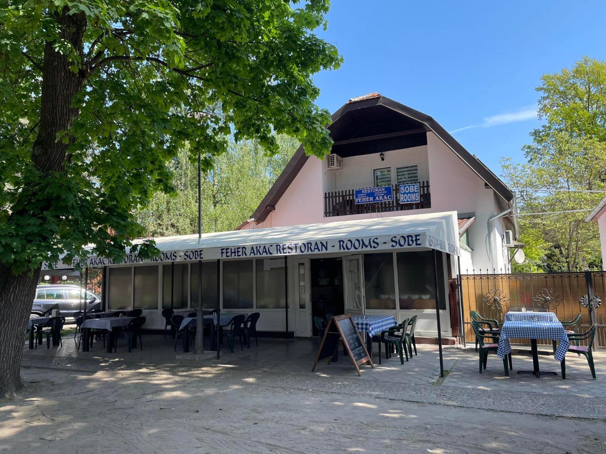Feher Akac Guest House Palić Exterior foto